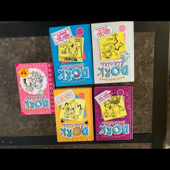 Books - Picture 4 of 4